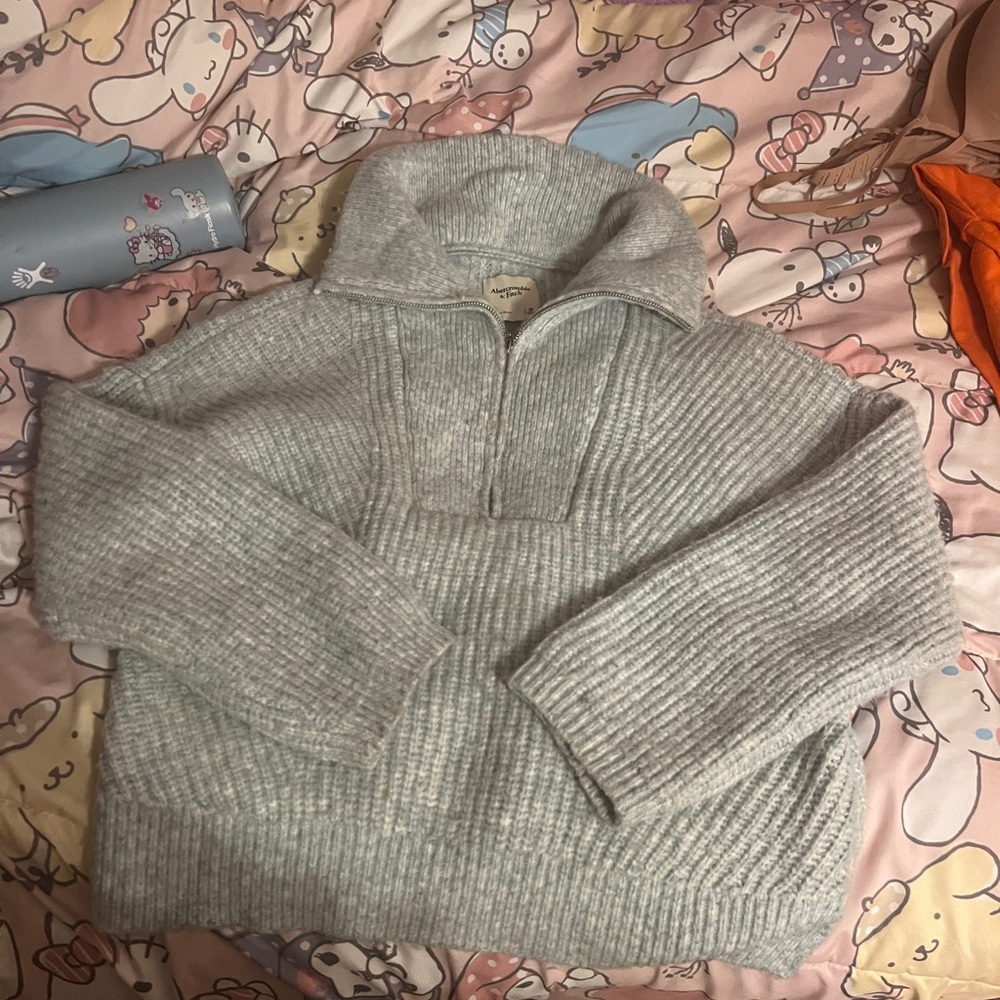Abercrombie and fitch zip up